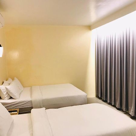 Dosi Hotel Ph Talisay  Exteriör bild