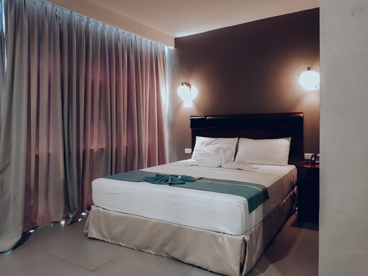 Dosi Hotel Ph Talisay  Exteriör bild