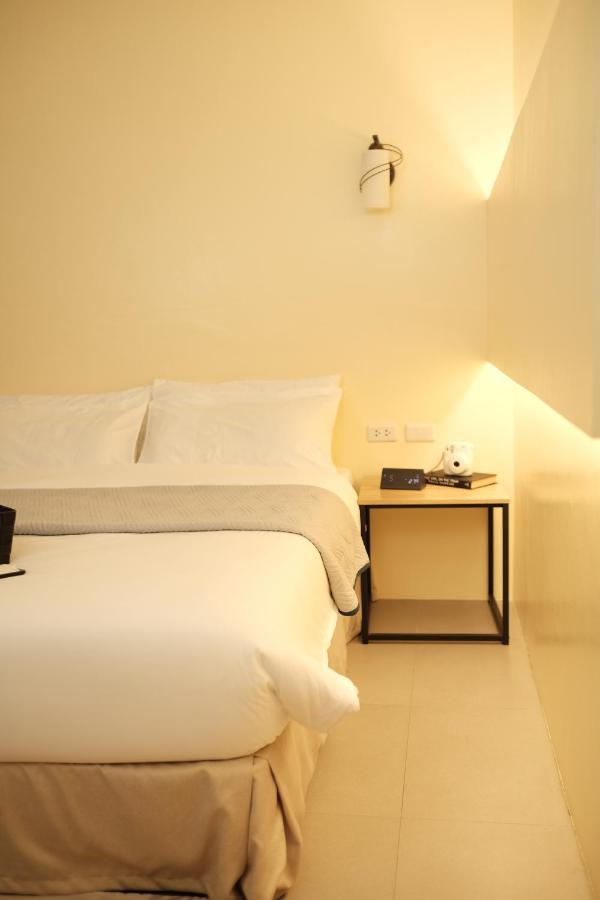 Dosi Hotel Ph Talisay  Exteriör bild